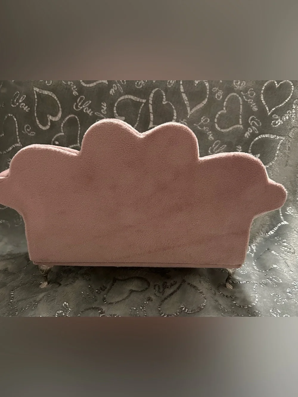 NWT Hilabee, Plush Heart-Back Pink Loveseat Sofa Jewelry Box with Mirror